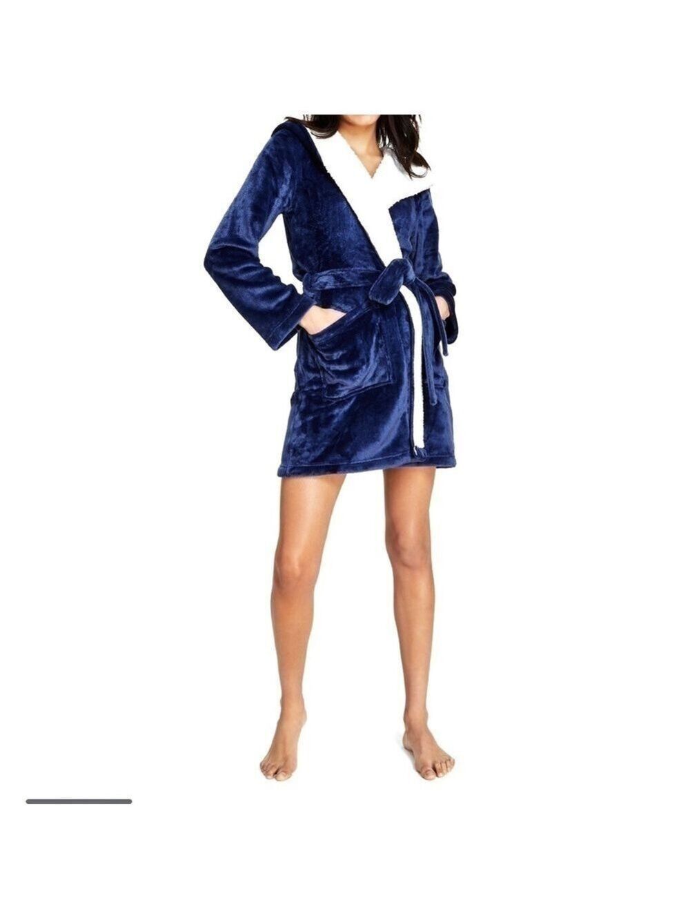 NEW-Jenni Rich GoodNight Blue,Cozy, Super Soft, Pockets,Short Sherpa Hooded Robe